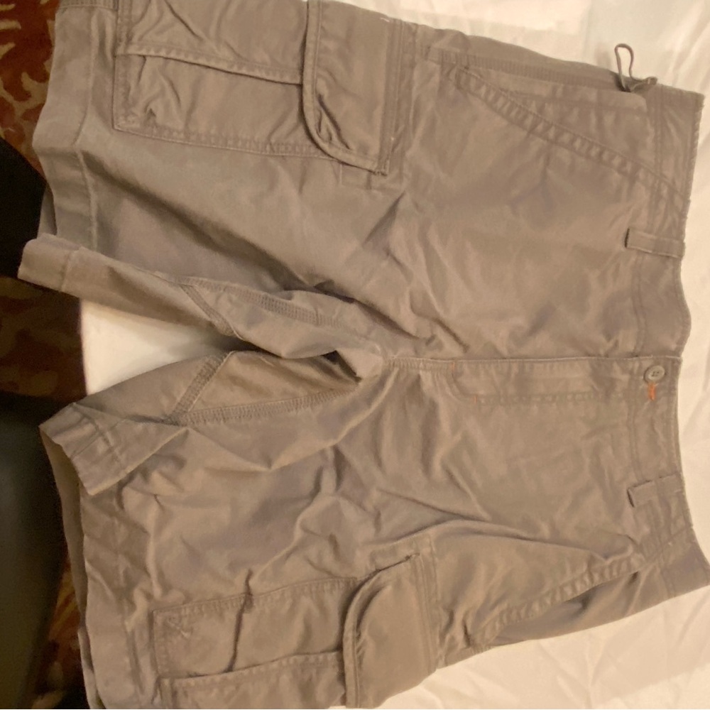 Men's Gray Cargo Shorts